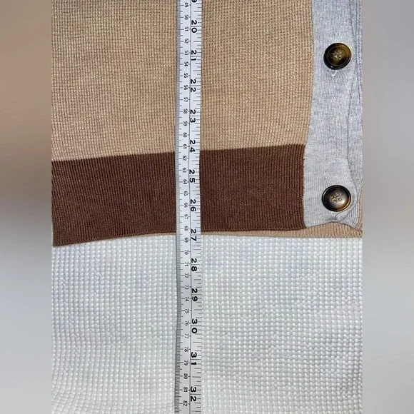 CYRUS‎ colorblock gray beige brown waffled buttoned Cardigan size Medium - Picture 9 of 13
